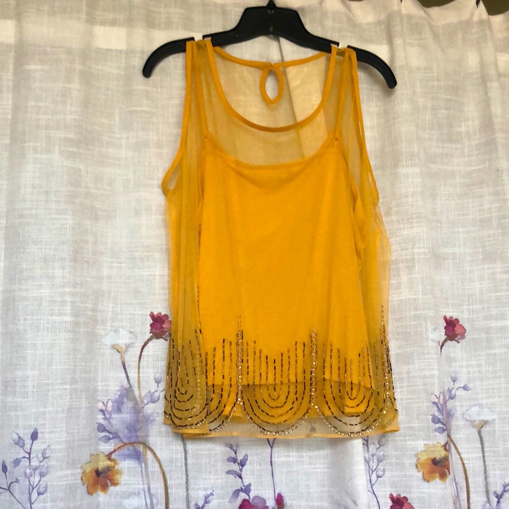 Sleeveless polyester/rayon